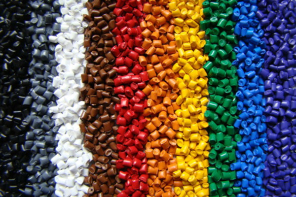 pellets de plástico recuperado reciclado